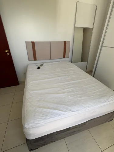 Cama Box Casal, com colchão massageador e cabeceira