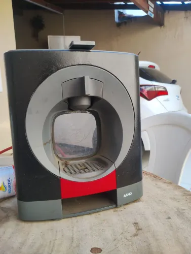 Cafeteira Cápsulas Nescafé Dulce Gusto 