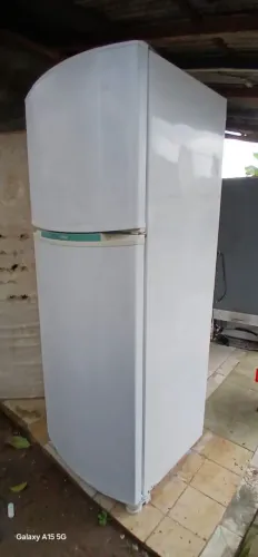 Geladeira consul usada bem conservada funcionando 100% com entrega e garantia