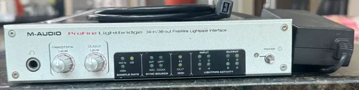 M-Áudio Profire Lighbridge