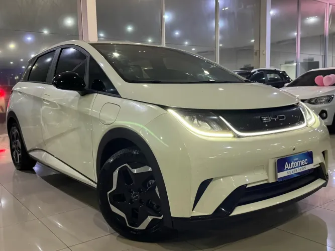 BYD Dolphin EV (Elétrico) 2024