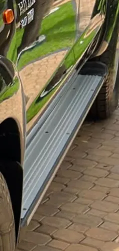 Estribo original Toyota  Hilux 