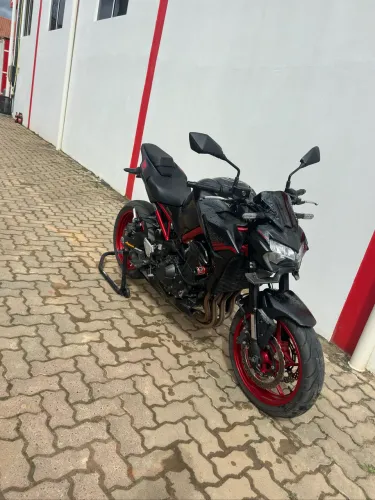 Kawasaki z900 2021