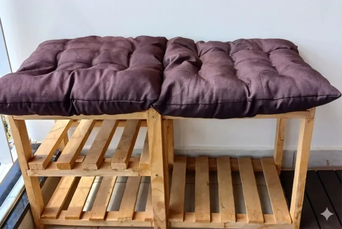 Kit Sapateira Banco organizadora até 4 pares e 2 almofadas tipo futon