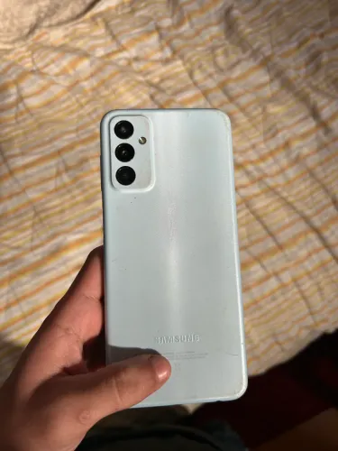 Samsung m13