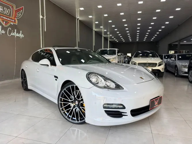 Porsche Panamera 4S 4.8 400cv 2011
