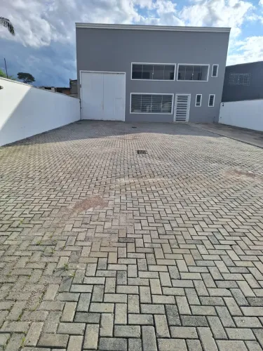 Barracão disponível para locação