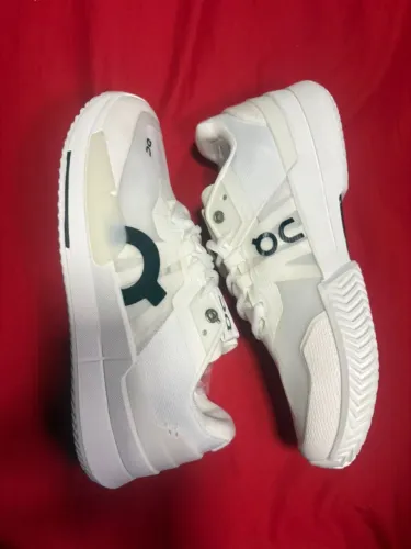 On THE ROGER Pro 2 Masculino Número 40