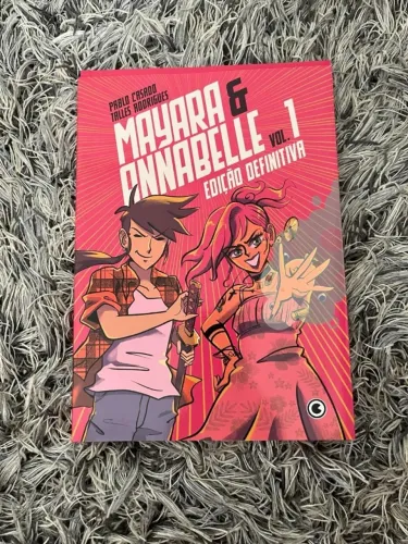 HQ Mayara & Annabelle 01