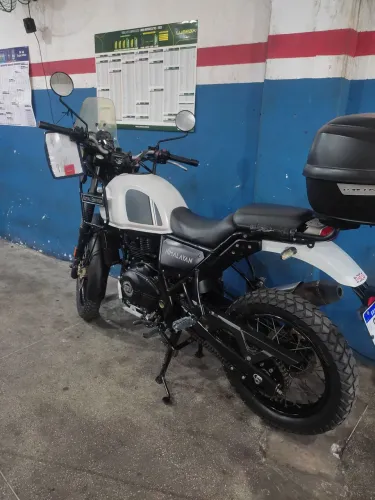 Royal Enfield Himalayan 411