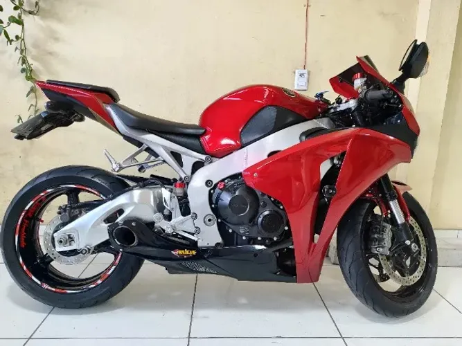 HONDA CBR 1000RR Fireblade Personalizada