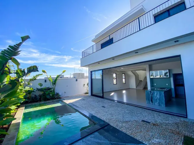Casa de 3 quartos para locação e venda no condomínio Quinta dos Ventos, 248m², Vila Do Gol