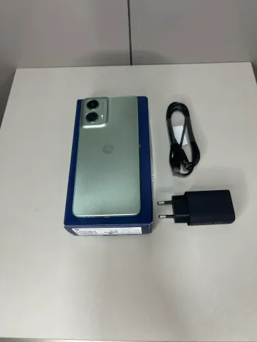 Moto G24 128GB - Estado de novo