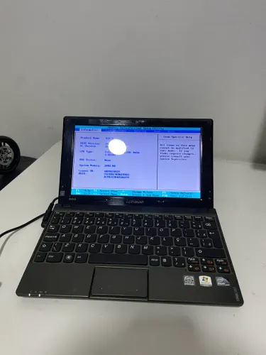 Netbook Lenovo funcionando