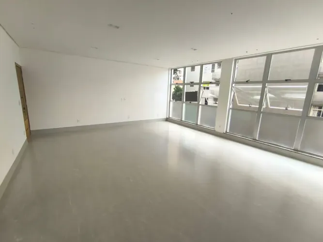APARTAMENTO ESPAÇOSO À VENDA NA RUA TIMBIRAS - 180M² DE PURA QUALIDADE!