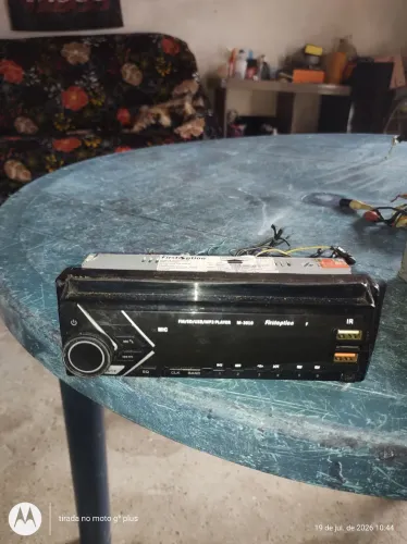 Aparelho de som automotivo