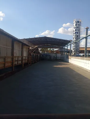 Pisos industriais de concerto..