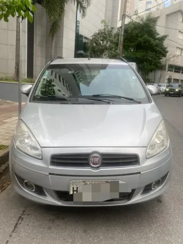 Fiat Idea Attractive 1.4 Fire Flex 8V 5P 2011