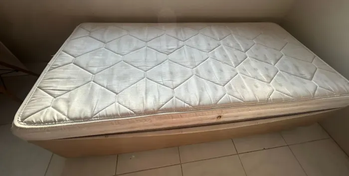 Cama box solteiro entrego somente HOJE ATÉ 11h