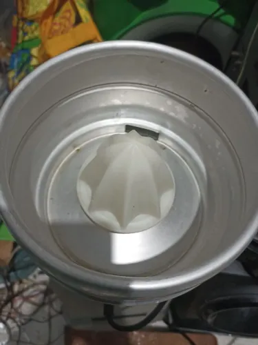 máquina de espremer laranja profissional
