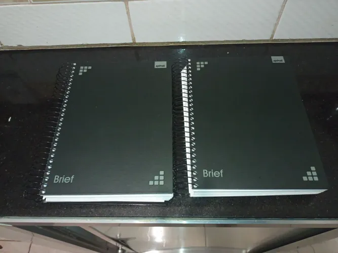 2 Cadernos de 320 Folhas