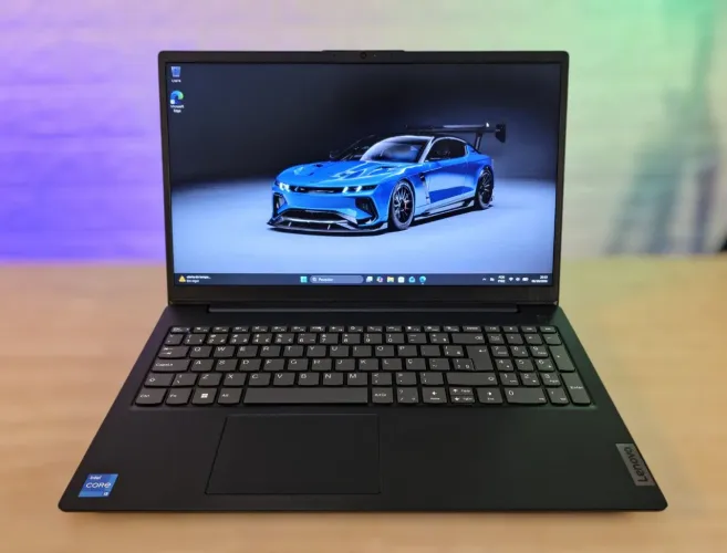 Notebook Lenovo | i5 13th | 16GB RAM | SSD NVMe 256GB | Tela 15,6 Full HD