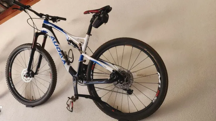 Bike Audax Full Carbono FS900