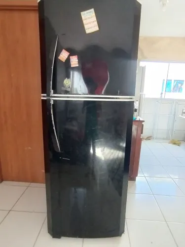 Geladeira com defeito