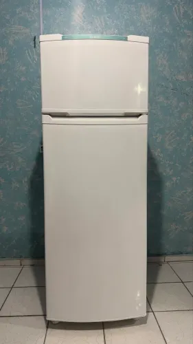 Geladeira Consul seminova 
