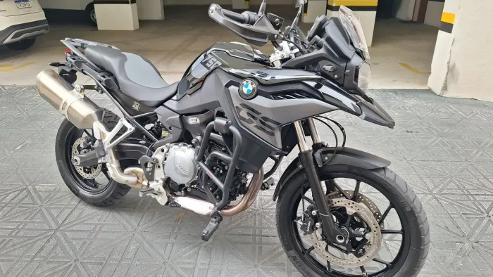 Moto BMW F 750 GS Triple Black Premium