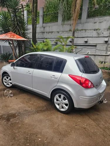 Nissan Tiida S 1.8/1.8 Flex 16V Mec. 2013