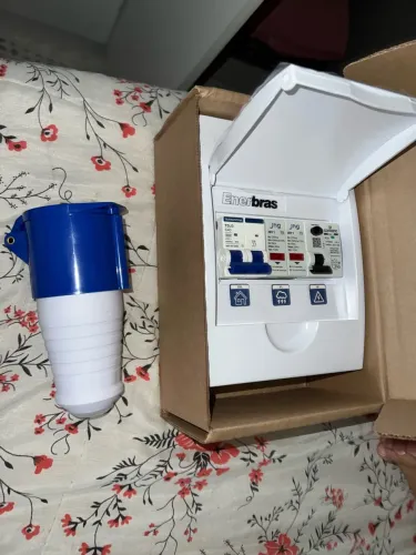 Caixa de proteção carregador Byd