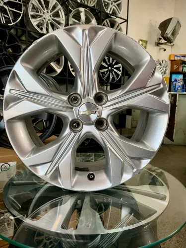 Roda aro 16 original do Onix LTZ 
