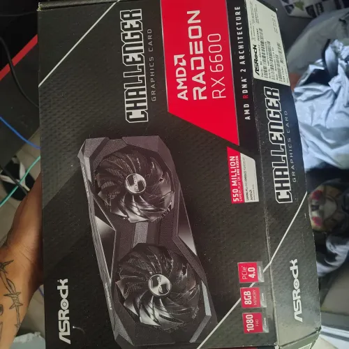 Placa de vídeo AMD RX 6600