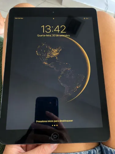 IPAD sem marcas de uso. Funcionando Perfeitamente