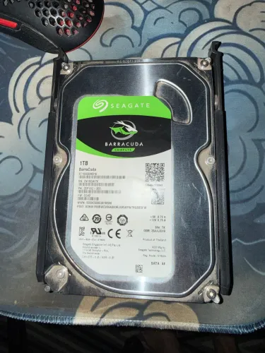 HD SEAGATE BARRACUDA 1 TB