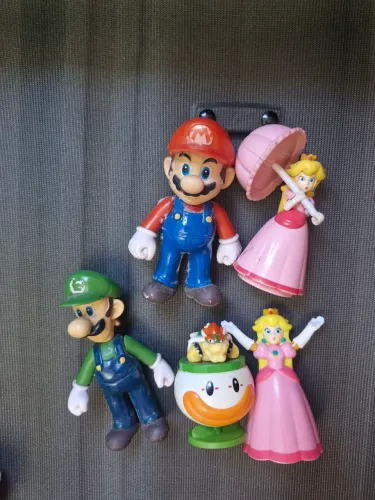 Lote de bonecos Super Mario, Browser e Princesa Peach