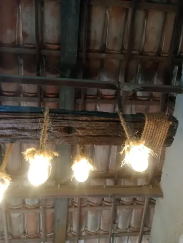 Lustre de madeira ? rústico