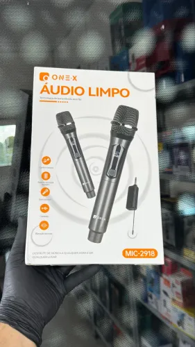 Kit com 2 microfones sem fio Recarregável com visor digital 