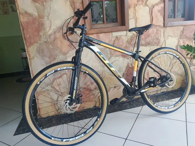 Bicicleta aro 29 GTS semi nova