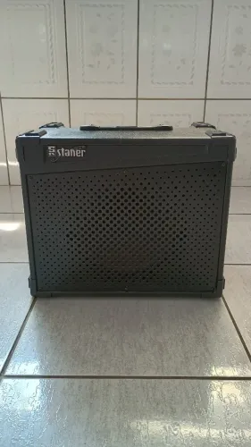 Amplificador de Contrabaixo Staner Shout 110B