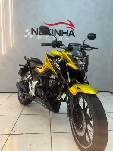 CB 300F - 2024 - 9Mil KM - EXTRA!