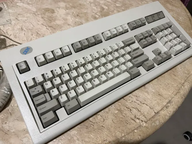 Teclado IBM Model M