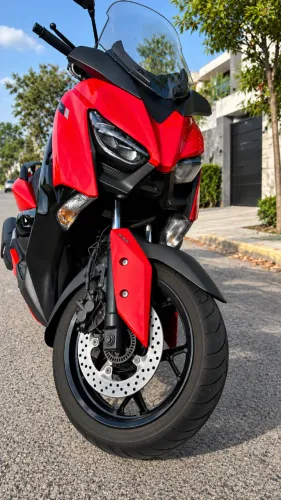 Yamaha XMAX 250 2024 - 9.800 km - VALOR PRA LEVAR