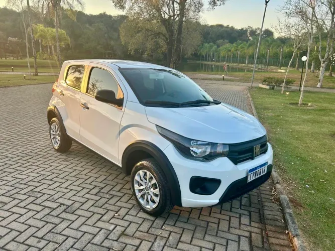 Fiat Mobi Like 1.0 Fire Flex 5P. 2022