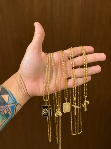Corda banhada a ouro 18k