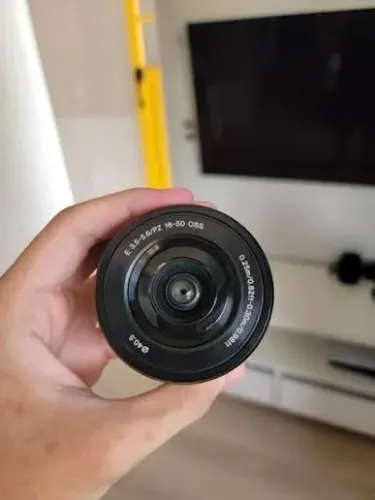 Sony E PZ 16-50mm f/3.5-5.6 OSS
