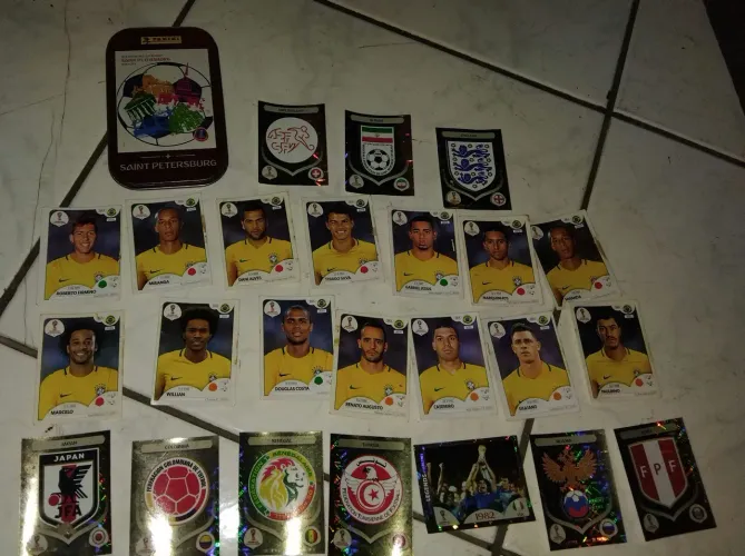 Kit de figurinhas da copa do mundo 2018" Aceito propostas"