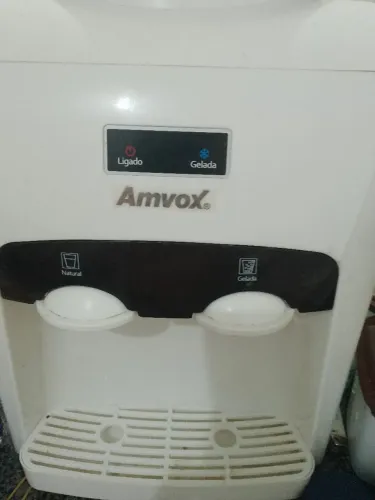 Vendo gelagua amvox em ótimo estado 