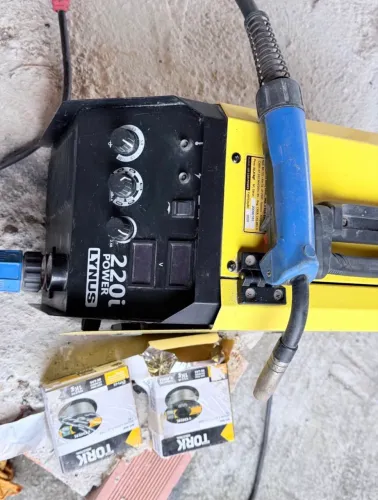 Máquina de solda